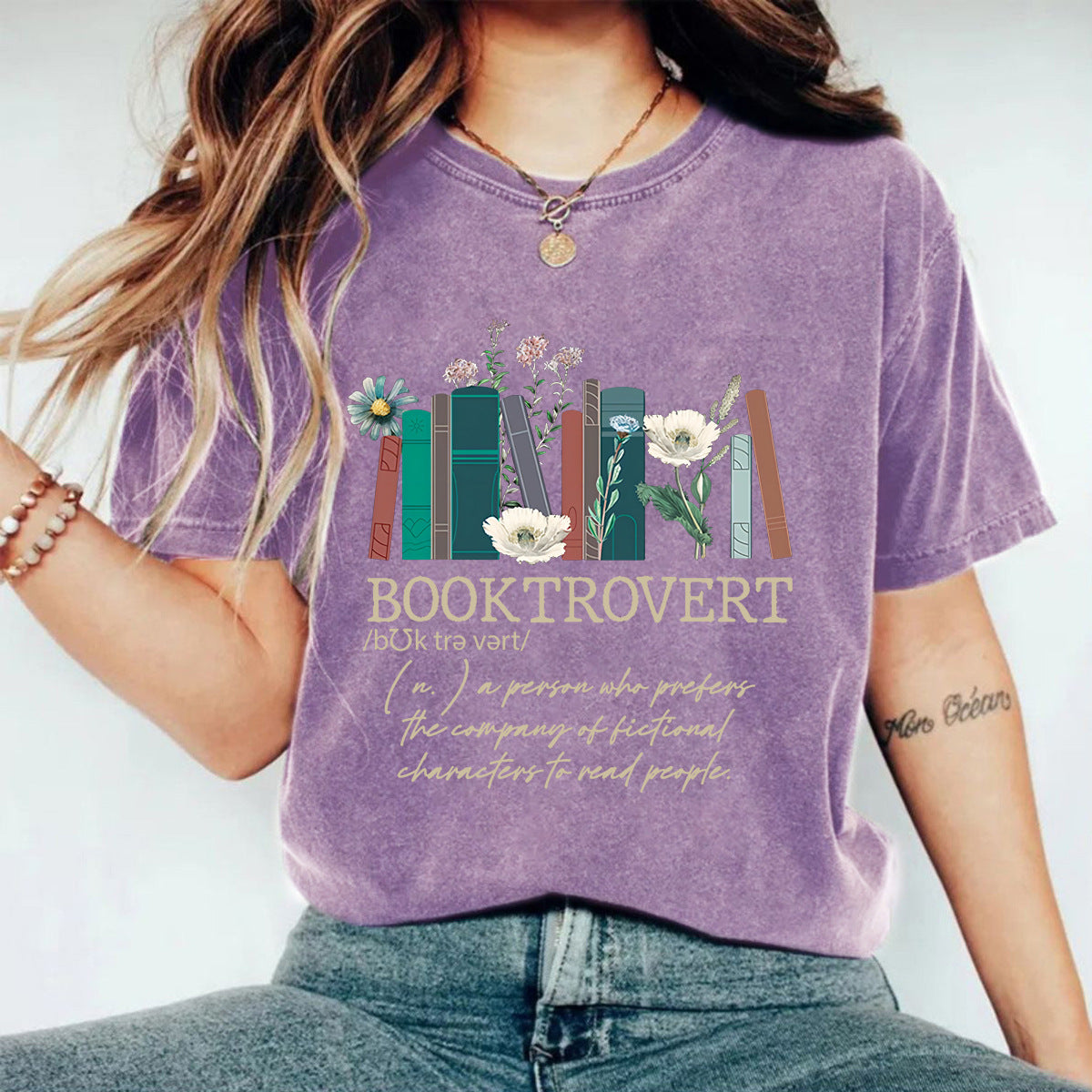 Washed and used T-shirt with printed T-shirt