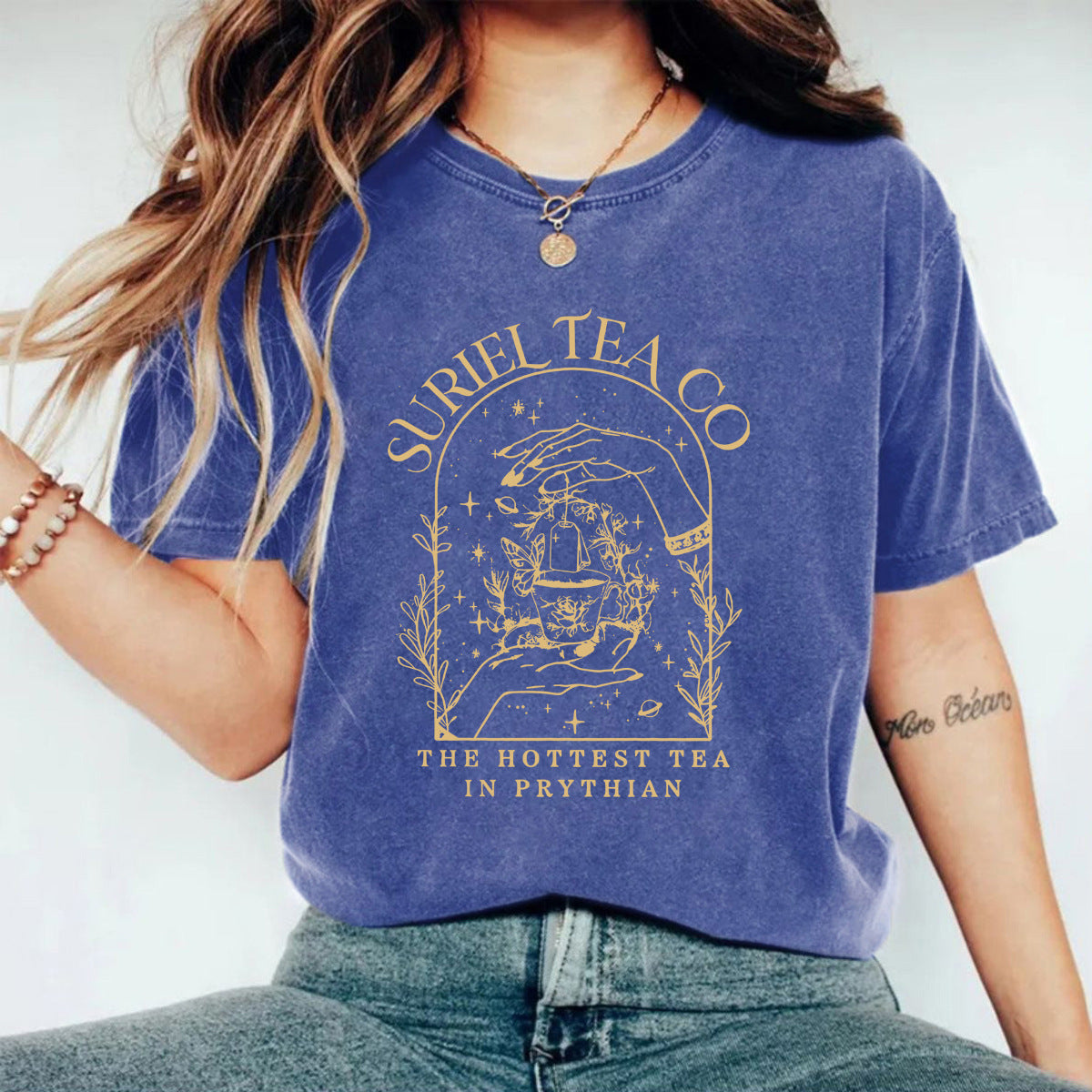 Washed and used T-shirt with printed T-shirt